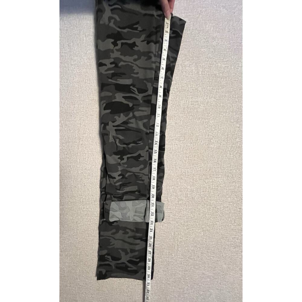 Columbia Camo Pants Womens 4 Green Hiking Utility Trail Omni-Shield Roll Tab Hem - Picture 13 of 14